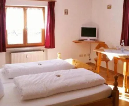 Pension Fischerwirt Guest house Ettal